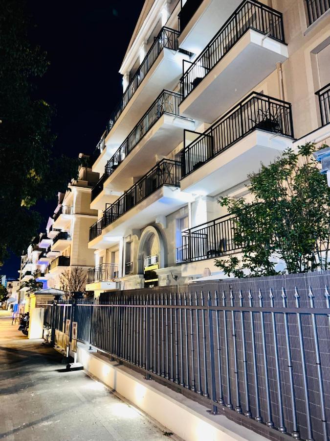 Les Residences De Djibril Le Blanc-Mesnil Eksteriør billede