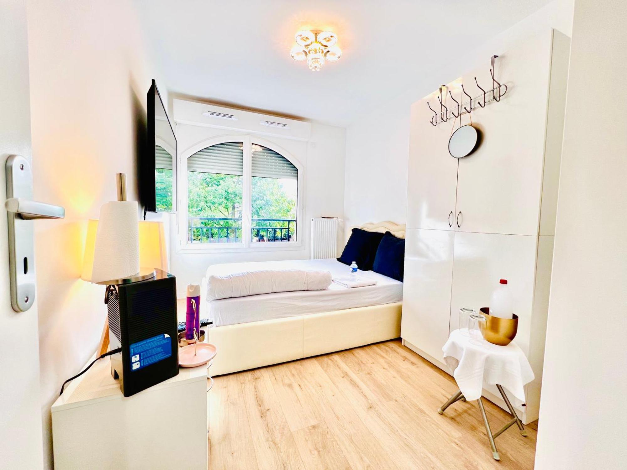 Les Residences De Djibril Le Blanc-Mesnil Eksteriør billede