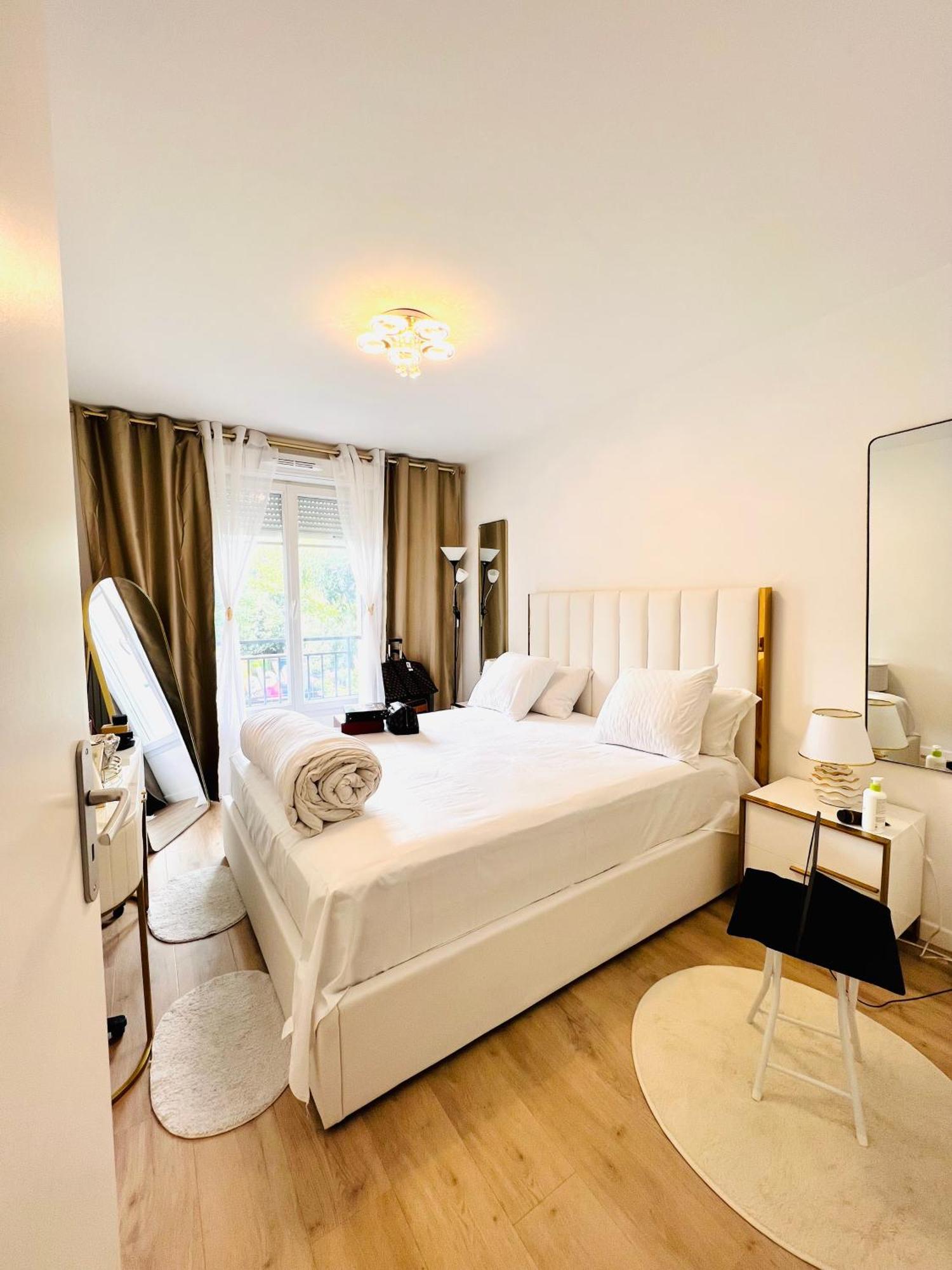 Les Residences De Djibril Le Blanc-Mesnil Eksteriør billede