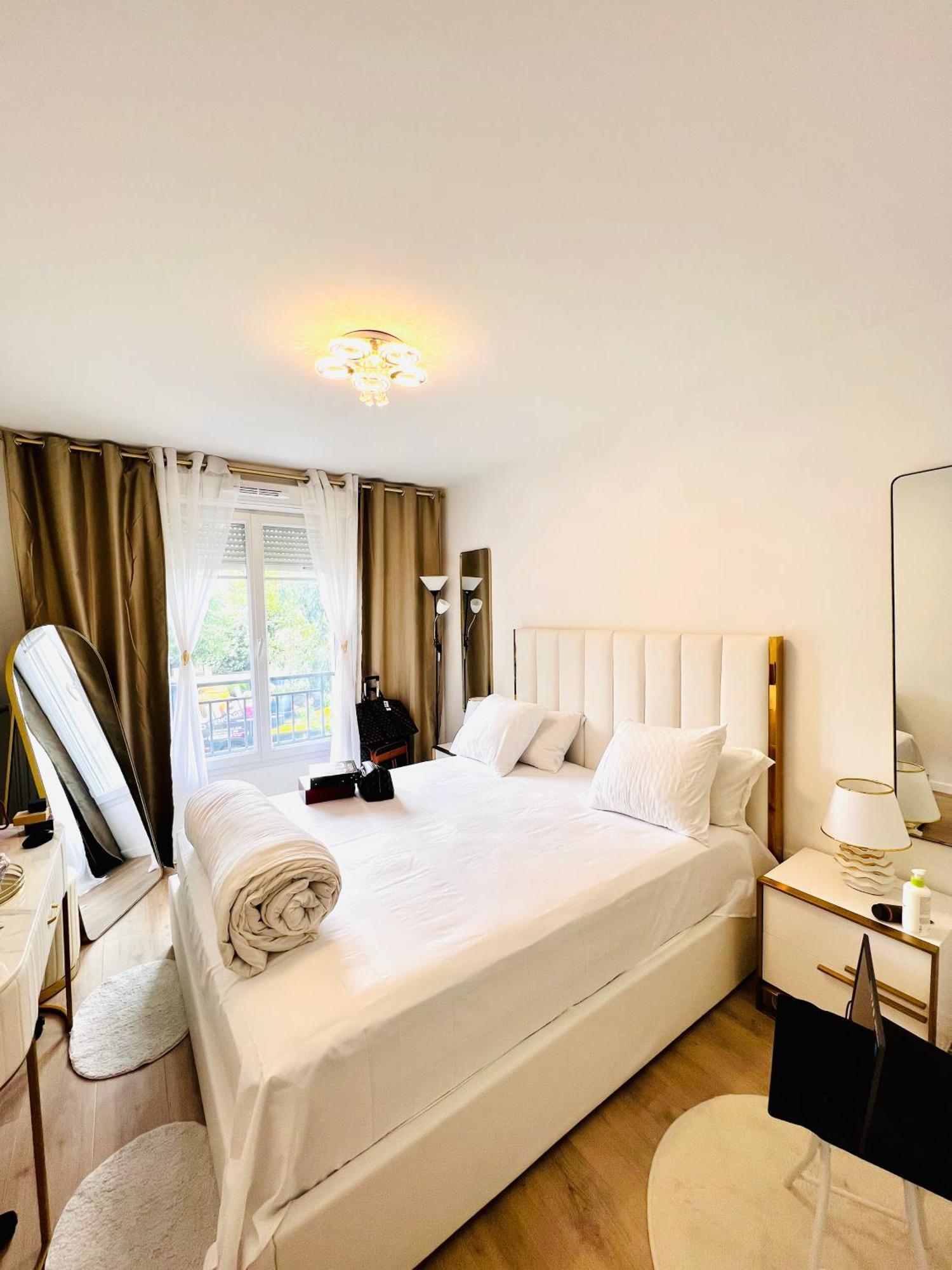 Les Residences De Djibril Le Blanc-Mesnil Eksteriør billede