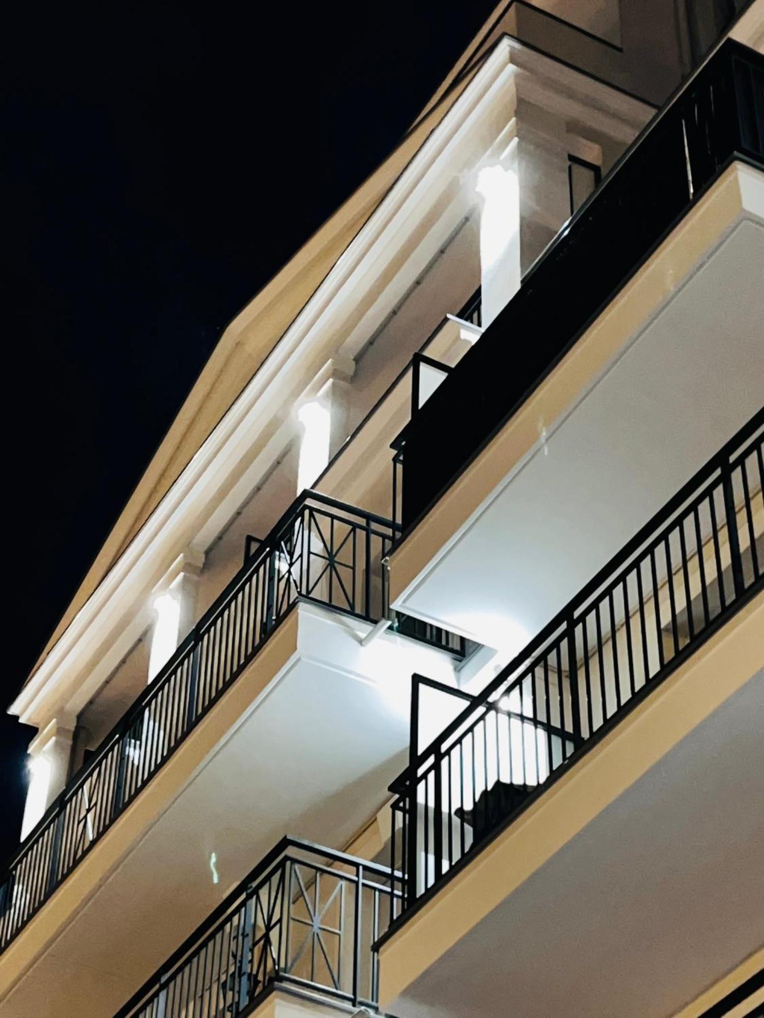 Les Residences De Djibril Le Blanc-Mesnil Eksteriør billede